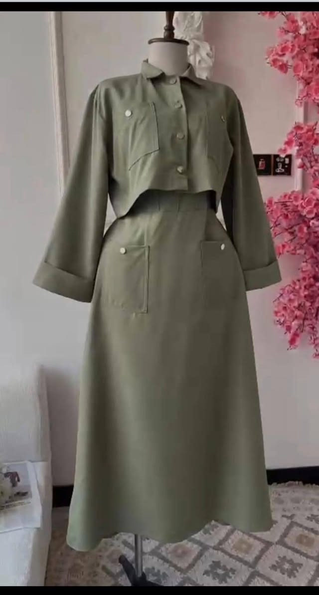 🧿﷽ وعلى الله توكلنا 🧿 

# شعارنا التميز  L M 💫

فخامه. وجمال. المديل فستان  مع كنزه   روووعه 

🧶🧶نوع الخامة دابل تركي  ❤️

🧑‍💻

المقاسات   38🌹40🌹42🌹44🌹46🌹48


**إذا كنت صاحب هذا الإعلان وتريد حذفه لأي سبب، رجاءا أرسل رسالة إلى الدعم الفني**