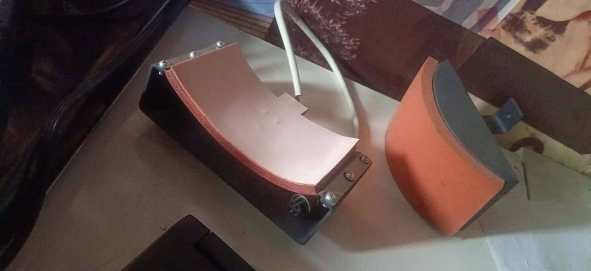 للبيع مكبس حراري 
سبب البيع مداعرف استخدمهم بصورة صحيحه 
مكاني بغداد  وتوصيل ماعندي
السعر 125 وبي مجال


**إذا كنت صاحب هذا الإعلان وتريد حذفه لأي سبب، رجاءا أرسل رسالة إلى الدعم الفني**