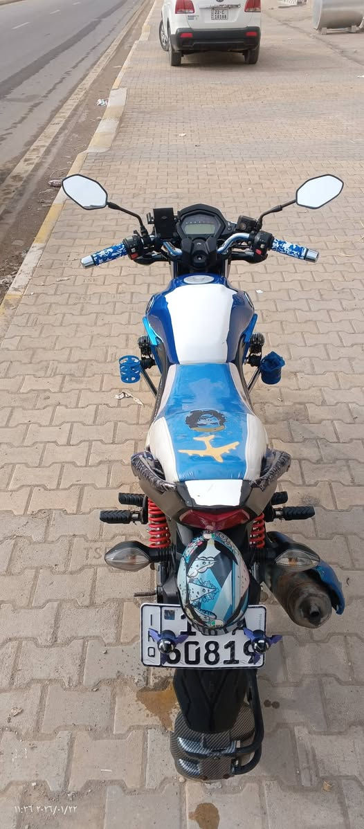 السلام عليكم هاوجي 22 مسجل وكامل على وضع الشركه سعره 16.5 مكانه 5 كيلو 
الاتصال
***********
