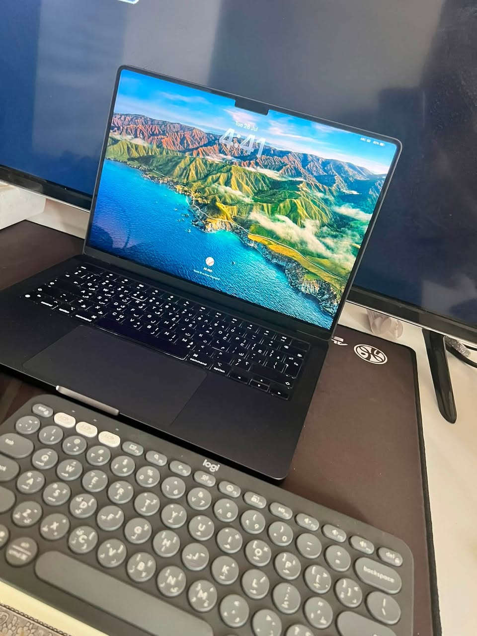 ️ للبيع (MacBook Pro 14” M3 Pro (2023
RAM 18 GB

SSD: 512GB
 شاشه 14.2 120Hz ProMotion
عدد سايكلات الشحن 120 نسبة البطاريه 98
الجهاز نضيف جدا 

المكان بغداد يوجد توصيل محافظات ابيدي 
متواجد فيس واتساب هذا رقمي 
***********

