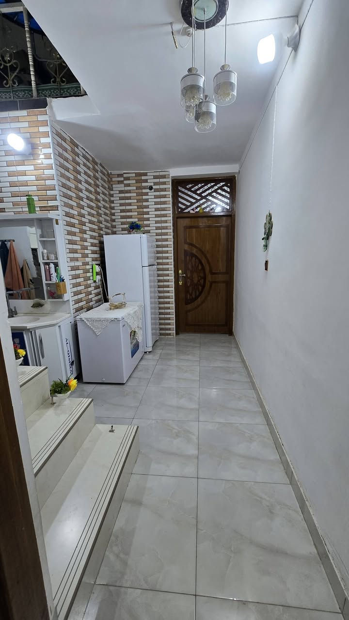 #للبيع #مشتمل #طابق #واحد 🏛

للبيع مشتمل طابو صرف🌴
 مساحه ١٢٥ متر🌴

واجه ٦.٢٥ متر 🏠
نزال ٢٠ متر 🏠
شارع ١٠ متر 🏠
البناء طابوك والسقف صب مسلح 🏛

يتكون الشتمل من طابق واحد 🏨
استقبال ٥ × ٤ 🏠
صاله ٤ × ٤ 🏠
مطبخ ٣ × ٤ 🏠
غرفة نوم ٦ × ٥ 🏠
صحيات داخليه وصحيات خارجيه  🌏

تتوفر فيها جميع الخدمات السكن 🌴

باقي التفاصيل موضحه في مقطع فيديو والصور 📷
 
الموقع  المحاويل حي الرسول او حي ابو اريج سابقاً🌏🌏🌏🌏

🌿🌿🌿🌿🌿🌿🌿🌿🌿🌿🌿🌿🌿
#للإستفسار اكثر او معرفة السعر يرجى مراسلتنا او  الاتصال على الارقام التاليه او زياره #مكتب #عقارات #اراضي #المحاويل الكائن في قضاء المحاويل حي ١٧ قرب #مقهى الصياد القديم 
*********** / *********** حسين أبو شمس
