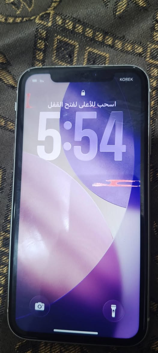 سلام عليكم شباب.  ايفون 11 عادي بطاريه95 للبيع السعر ب الخاص***********
