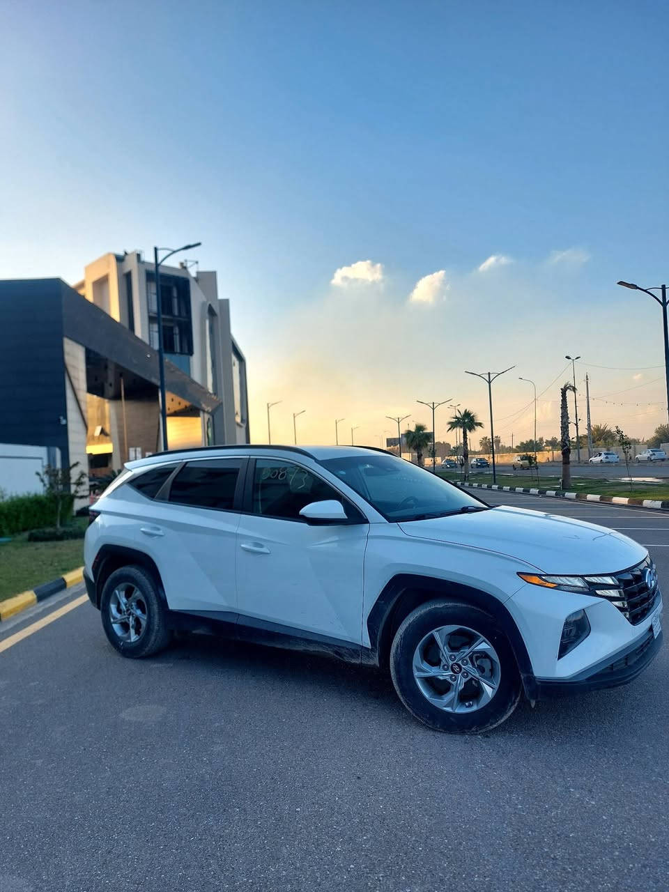 #للبيع #توسان 2024  
#تبديل #بنيد #فقط 
#سعر 175 بيه مجال بصيط 
___________
#موصفات #فول #عده #فتحه 
#داخل ابيض 
#كشنات كهرباء 
#تدفئه كشنات 
#صندوق كهرباء 
#محرك 2500 
#عدد ركاب 5 
#شاشه جبيره 
#ماشيه 29mميل
#سياره بصمه
#لاستفسار[***********]
#عنوان #زعفرانيه #اربع #شوارع
