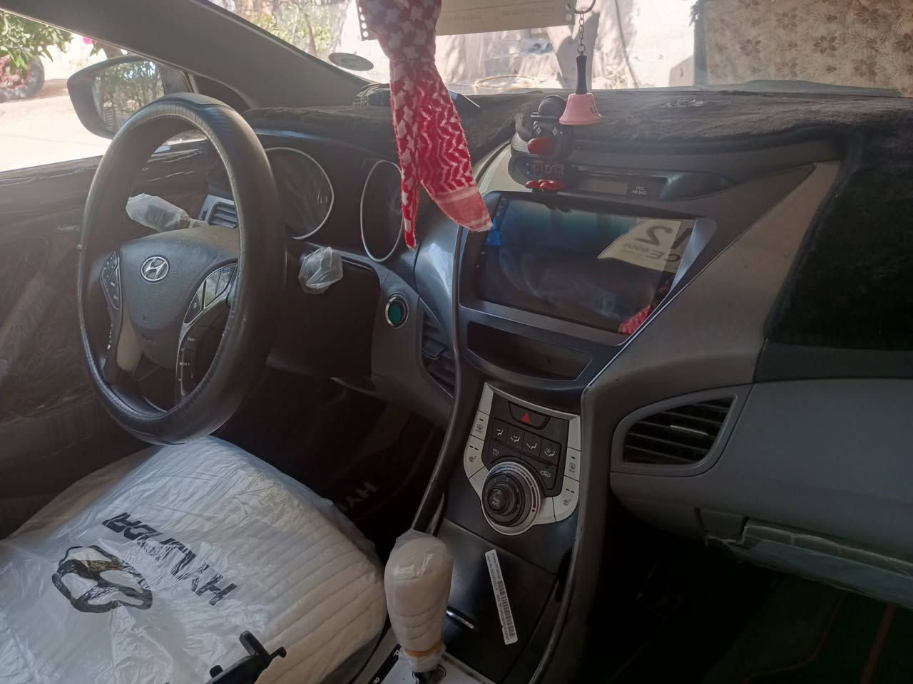 سلام عليكم البيع النترا موديل 2012محدثه14وارد امريكي ضرر جاملق خلفي جهت السايق  والباقي اليبل واحد سياره فول مواصفات بصمه فتحه سقف تحكم ستيرن شاير بل مرايان سياره جاهزه مكينه 1800جديده كير جديد صدر امامي وخلفي جديد تخم تاير جديد كهرباياته فول كله شقاله قرفته حلوه شاشه كامره خلفيه سياره جاهزه كبل الشقل رقمه انبار بسمي تحويل مباشر السعر 100وبيه مجال مكاني ابو غريب الحصوه الستفسار ***********
