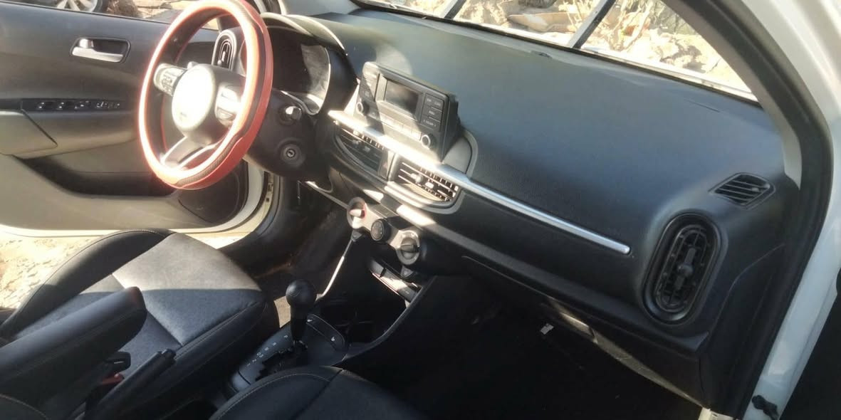 بيكانتو مورنك 23 كوريه كفاله جاهزه رقم وسنويه جدد 
مكان السيارة الديوانية 
***********
***********
