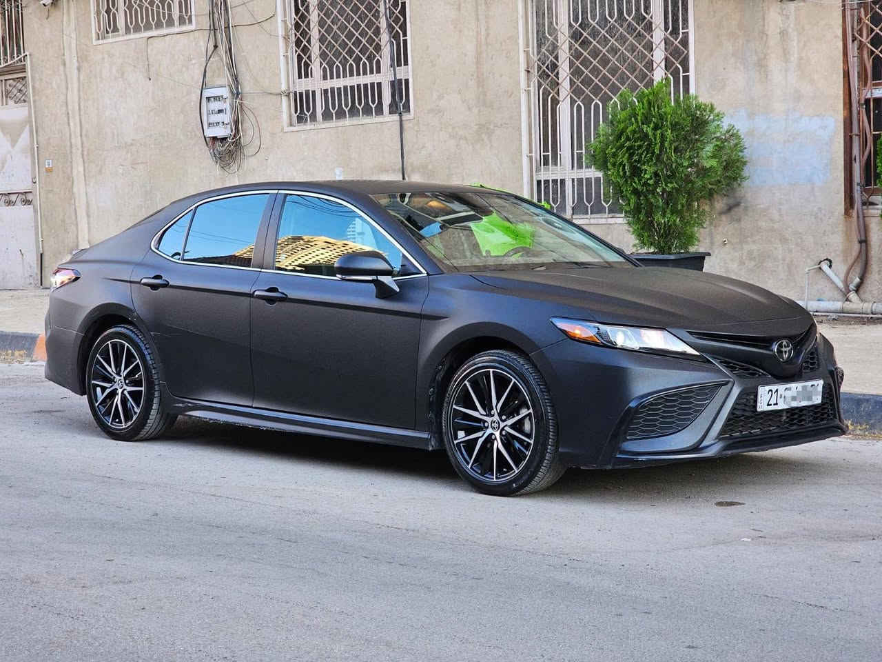 Toyota Camry SE 2024 
تويوتا كامري موديل ٢٠٢٤ 
سيارة كامل  ppf ضمان شركة 
مكان سيارة سليمانية 
***********
سعر مطلوب /  ٢١٤ ورقة مجال...

( سيارة بي فقد شبر صبغ بدون دواخل بجم سيارة كبس بدون ايرباك كلها سليمه بشرط / 
سيارة مثل كلين تايتل ) 
مواصفات / شاشةكبير/كاميرا/كشنات كهرباء/كشنات جلد / لایت زينون اصلي لايتات اوتو لایت ليد امامي و خلفي/رادار خلفي وامامي و حاسه/ تحدید سرعة/
كير (سبورت و عادي و اوتوماتيك) و كير شفت سوكان 
ثلاث وضعيات القيادة ...
٣ مود/ Eco/normal/sport 
سيارة علي وضع شركة ماشاءالله 
گیر محرك بالشرط علي وضع بيلادي 
تاخم تاير جديد 
سيارة  مابي اي مصاريف الحمدالله 
ماشي ٣٠ الف فقط 
سيارة رقم سليمانية 
تحويل و غرامة بشرط..
فحص و هزة و لوحة و سنوي جديد حتي نهاية سنة ٢٠٣٠...
***********
ملاحظة (سيارة بس للبيع بدون مراوس )

Toyota camry + SE 2024 
تۆیۆتا کامری ٢٠٢٤ 
سەیارەکە کامل لەزگەی ppf کراوە ...زەمانی شەریکە 

( سەیارەکە تەنها پەڵەیەکی بۆیاخە بێ ناو گرتن بێ ئێرباگ پێش و دوای کەپسە هەمووی بە شەرت )
مواسەفات...
  شاشە گەورە ، کامێرا ،کوشن جلد و کوشن کارەبایی ، حاسە و ڕاداری پێش و دواو و ڕادارى خەتی جادە و ئاوێنە ، تحدید سورعە،سوکان ڤۆلێۆم ، گێڕ شەفتی سەرسوکان،دەبڵ ئیکۆ ..
تەبرید لەمس و ١٢ ئیرباکە / لایت ئۆتۆو لید و زینۆن LED بیلادیە ، ئیشارەتی پێش و دواوشەریکە 
ویل کرۆمە و ٤ تایەیی لۆکی لە ژێرایە ..
سێ مۆدی لێخوڕین: 
‏‎‏Eco _  Normal _ Sport
سەیارەکە ماشاءالله لە جوانی و پاکیا بێ وێنەیە لە سەر دەقی شەریکە ماوەتەوە...
 تەنها ٣٠ هەزار ڕۆشتوە 
گێڕ و مەکینە و کارەبایی هەمووی بە شەرت 
ڕەقەم و هەزەو سەنەوی تازەیە تا کۆتایی ٢٠٣٠ 
سعر ٢١٤ وەرەقە و معامەلەیەک 
*********** السليمانية, العراق

