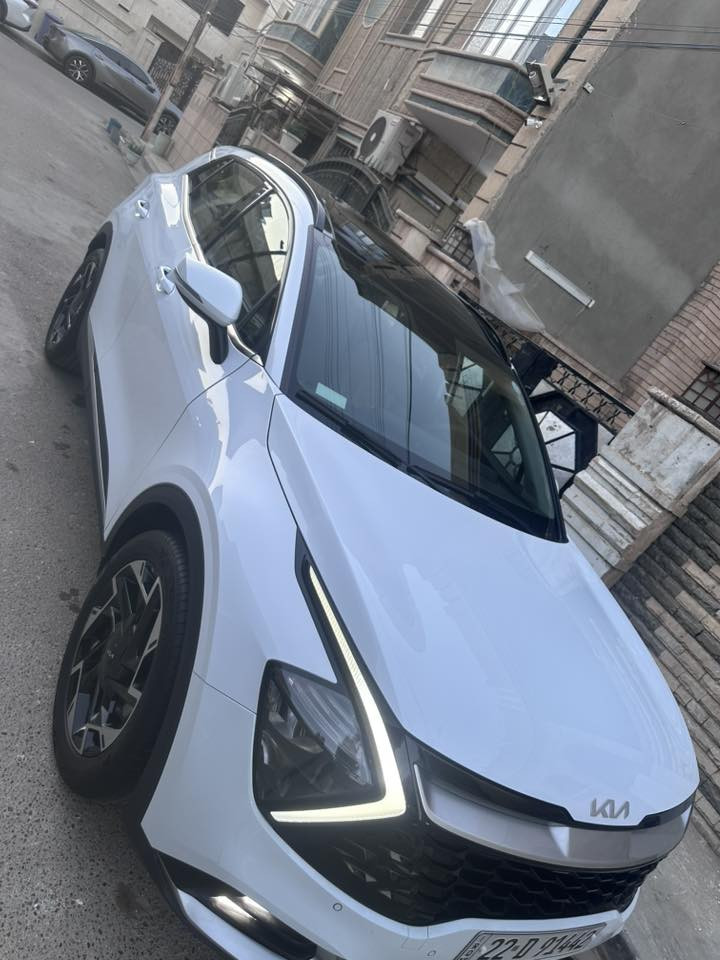 لسلام عليكم سبورتج موديل 2024 خليجي ضمان شركة اكدال ضمان 5 سنوات او 100 الف كيلو سياره فول واحد على واحد محرك 2000 دوش وسيارة مكفولة كفالة عامة مكفولة من صبع وبارد ورصعة وسيارة على وضعية شركة ماشية 23 مواصفات سيارة / بصمة تشغيل عن بعد شاحن واير ليس شفتات ستيرن وسايد بريك بصمة وثلاث تحكمات انضمة قيادة وكشنات جلد كنتارا وكشنات تدفئة تبريد كرسين كهرباء وحساس خلفي امامي رادار + نقطة عمياء وتبريد شاشه + تبريد قطعتين وصندوك كهرباء وفتحة سقف بانورما وبعد بيها مواصفات اكثر 

السيارة رقم اربيل 
المكان / السيدية 

وهذا رقمي ‭0790 129 1286
