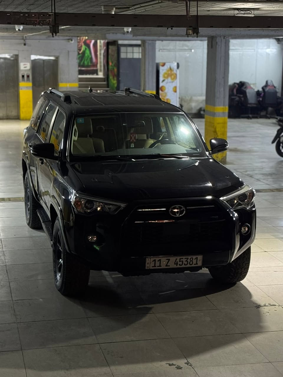 🚗 للبيع: TOYOTA 4RUNNER SR5 (2023) 🚗
المواصفات: SR5 فول مواصفات، فتحة سقف.
​الممشى: 61 ألف كم.
​الإيرباغ: سليم 100% (بدون إيرباغ).
​البودي: مكفولة عدا تبديل قطعة واحدة (الباب الخلفي عكس السائق).
​الوضع: السيارة بحالة ممتازة وجاهزة من كلشي وما بيها أي نقص.
​رقم الشاصي: JTEFU5JR8P5297942
​📞 للتواصل: ***********
​السعر علق بتم ويوصلك خاص
