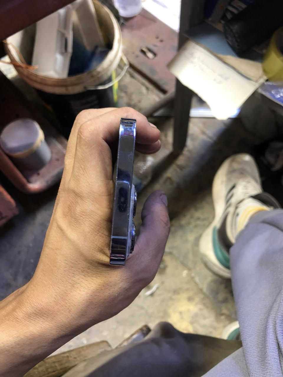 ايفون 13 برو
128
بطاريه 84
وترر كلشي شغال ممبدل بي اي شي بس الضهر شويه متفطر
السعر ٤٠٠
وبي مجال
***********
