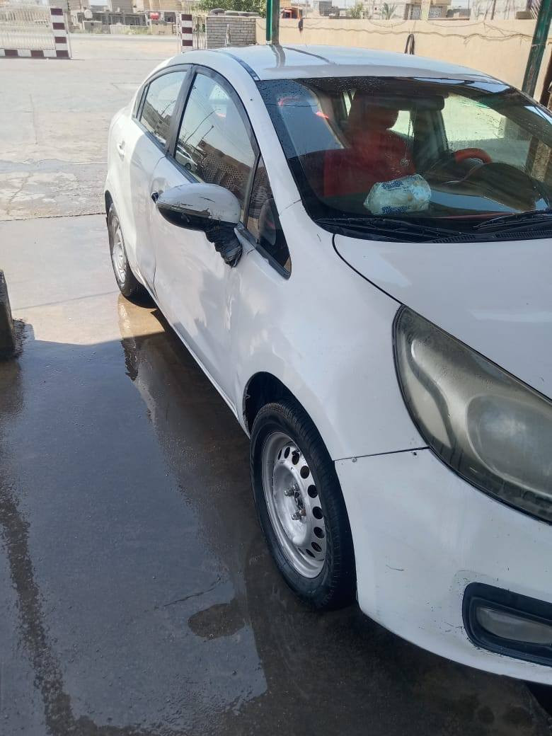 مكلف ب النشر تصل ع الرقم ريو 2013 خليجي رقم بصره مكينه 1600 السعر 65 وبيه مجال مكان السيارة ذي قار الجبايش *********** التفاصيل تصل مكلف ب النشر
