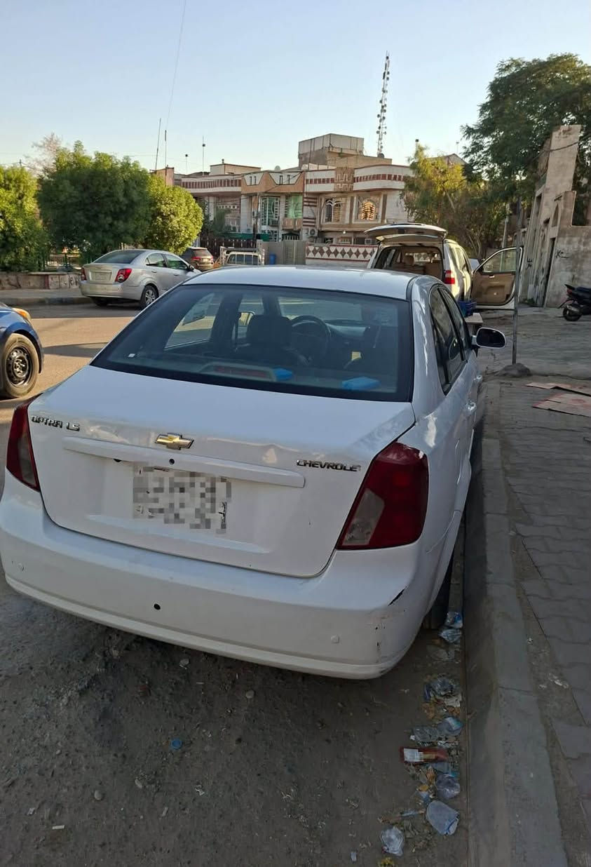اوبترا موديل ٢٠١١ للبيع غرفه جديدة تبريد شغال سياره كاعده يرادلهه ترتيبات  سياره مضروبه بدنه وراديتر وجايبين كصه كامله مال تفصيخ كما موضح بل صور السياره تجي بل باب جيكهه وتفحصه عجبتك تاخذهه معجبتك على راسي السعر ٥٠ $ 
رقم بغداد وسياره بسمي وللعلم بيه منضموه غاز 
مكاني السياره بغداد الحرية للاستفسار *********** 
ممتواجد على الفيس
