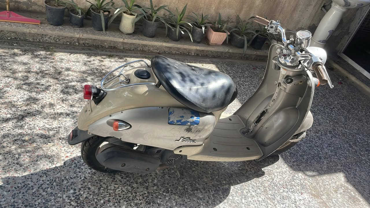 سلام عليكم دراجه لبيع كوم حديد ١٧٥ وبيه مجال ***********
