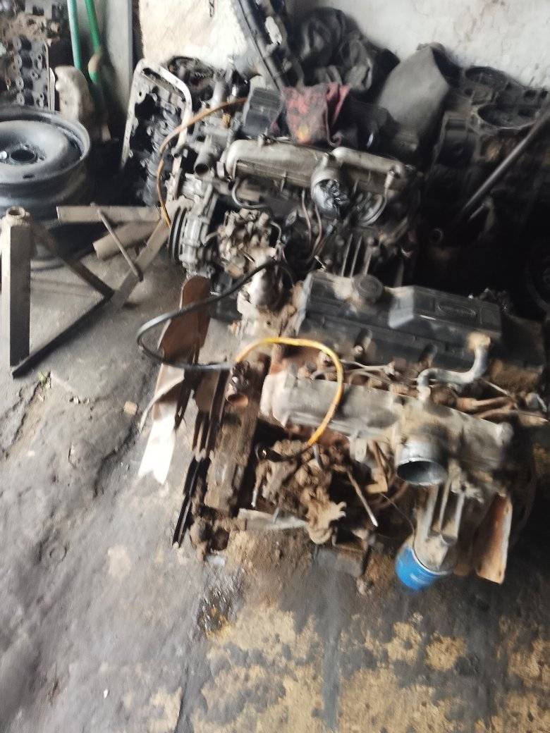 سلام عليكم 
مكاين للبيع  2701 و 3000 على الفحص
للاستفسار  ***********
