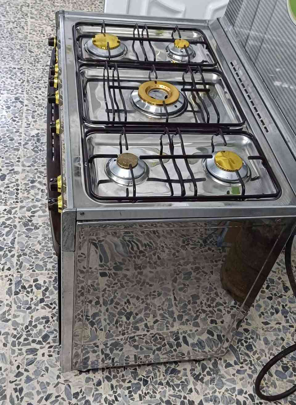 🔥 عرض مميز – طباخ كريازي المصري الاصلي 5 عيون 🔥
✅ حجم 60*90
✅ 5 شعلات قوية
✅ فرن شغال خط واحد
شغال كهربائيات ما عدا المقادح 
ستل ستيل 
💰 السعر: 275 قابل للنقاش
📍 العنوان: موصل – وادي حجر
📞 للاستفسار: ادخل خاص 
🔹 للبيع أو المعارضة حسب الاتفاق والقناعة 🔹
✨ فرصة ما تتعوض ✨


**إذا كنت صاحب هذا الإعلان وتريد حذفه لأي سبب، رجاءا أرسل رسالة إلى الدعم الفني**