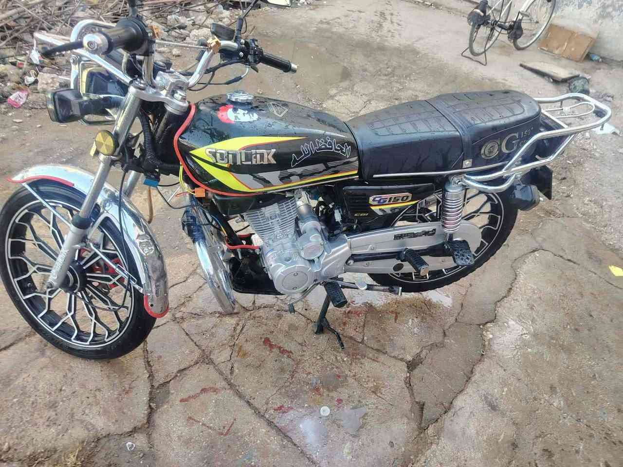 السلام عليكم سونك 24 للبيع بي دشبول واكف عارضه ب 600وبي مجال *********** مو متواجد عل فيس
