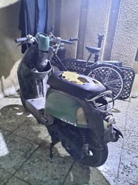 بوليس للبيع مبدل بيه بس والفات قيم واخذ لاستفسار 07886628516