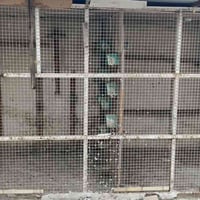 واجهة حديد • ٤م×٢م • بابين