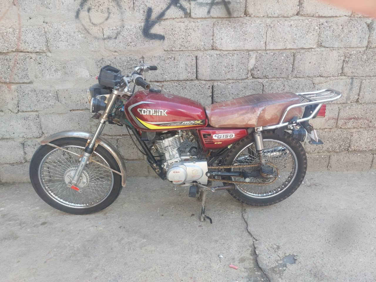 تايكر للبيع موديل 20 مكينه خراسه سعر 330وبي مجال شيء قليل مكاني ايسر حي سماح شراي اتصل *********** دبلات شغاله
