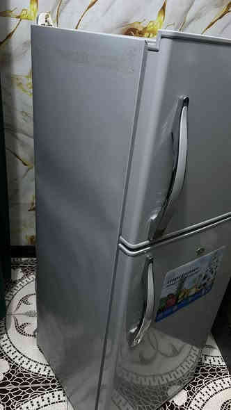 سلام عليكم ثلاجه لبيع جديده فجه وكفت ماعرف شنو يمكن مأطور مادري سعر 85 وبيهه مجال بغداد الامين الثانيه رقم 
***********
