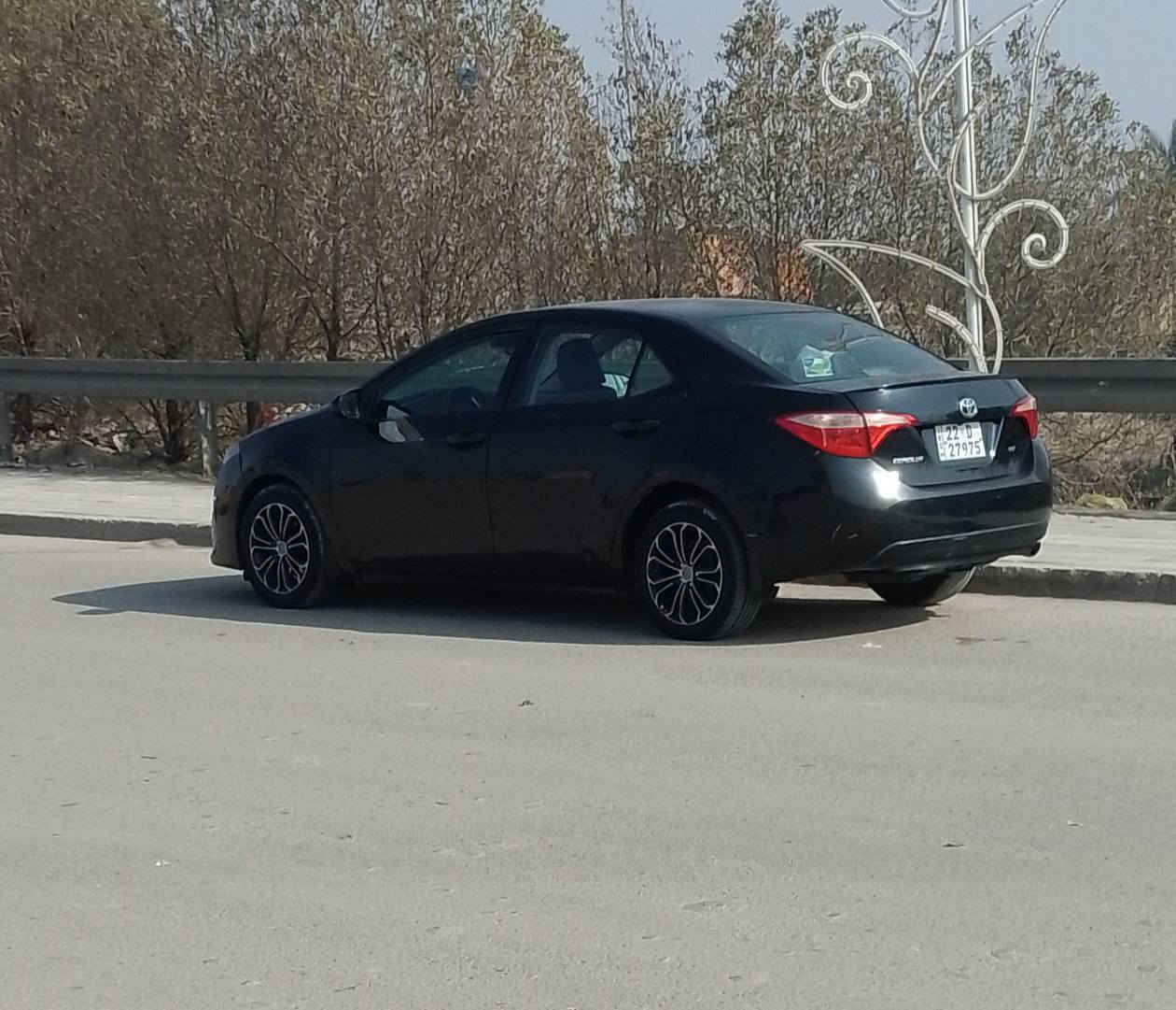 السلام عليكم كورلاا 2018 LE وارد امريكي حادثها جاملغ خلفي وبابين كلير بجم كبس السعر 125 وبيها مجال مكاني الشعب شارع الصحة هذا رقمي  ***********
