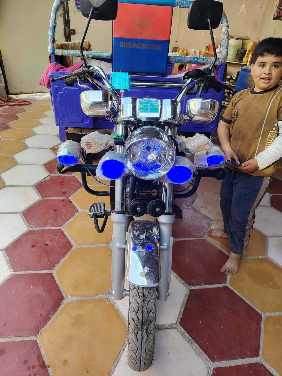 ستوته مديل ٢٣ ماماشه صار شهر من طالعه من الوكيل ستوته فول دهن الشركه بعده مابدلينه السعر 2700 الف وبلعافيه على الياخذهرقم صاحب الستوته *********** رقم *********** اخوان اني مكلمه
