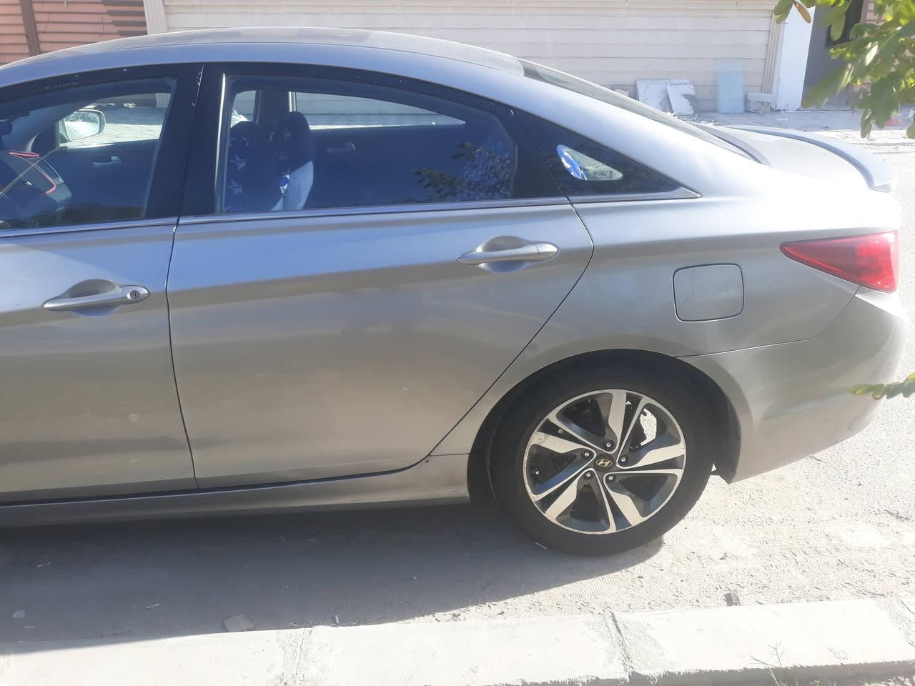 للبيع سوناتا موديل 2010 رقم اربيل تريد وكاله تريد تحويل جاهز السياره مكفوله وجاهزه مكينه كير حداديه تخم تاير جاهزه عدا الجاملغ الامامي تبديل بدون دواخل سعرهه ٩٥ وبيهه مجال قليل ***********
