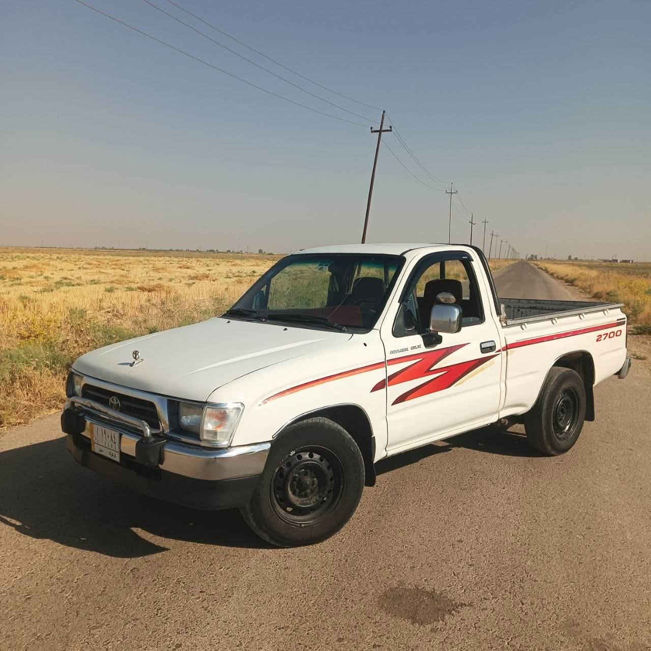 السلام عليكم
سياره تويوتا موديل 1999 فول مواصفات GLX 

داخل احمر 

رقم كركوك سنويه ل2027  بسمي شرط التحويل 

كير محرك اكسل كله شرط تاخذه 

مكان السياره كركوك 

شراي خابر ع رقم ما عندي خاص 

‭***********‬
