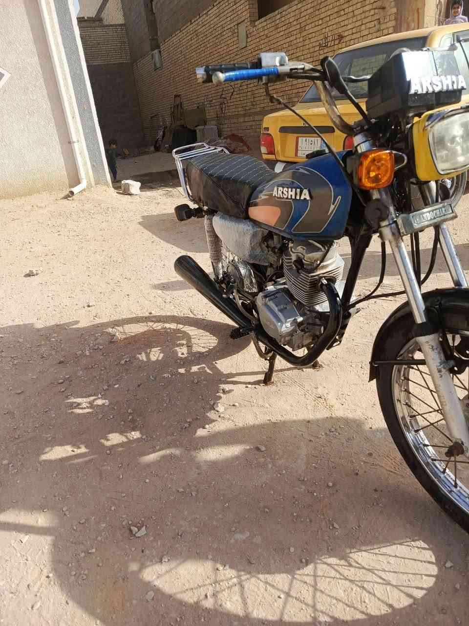 سلام عليكم شباب دراجه للبيع ارشه موديل 61 مكينه ناعمه وفصله ونعومه فول كربايات شغاله اوراق أصولي دراجه خير من الله سعر 375وبيه مجال ***********
