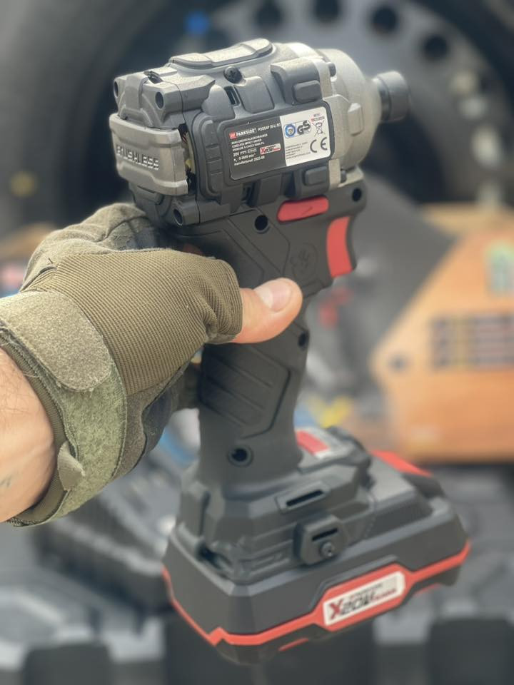 امباكت بارك سايد اصدار B3 بروشلز الماني جديد غير مستخدم بطاريه ٢ امبير انتاج حديث الاصبع الاخضر مختوم بارك سايد  شرط الاصلي*********** واتساب
