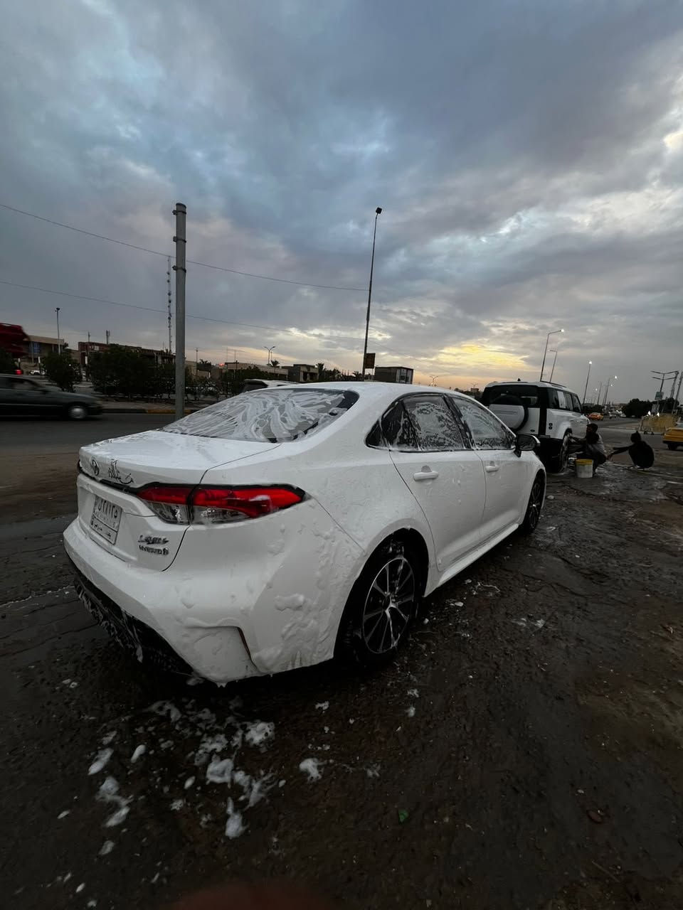 سلام عليكم
البيع كورلا موديل 23
سياره حره رقم بغداد  بأسمي 
تحويلها بلبصره مشروع وطني 
سياره جاهزه من كلشي 
بيها جاملغ امامي مبدل 
وربع بنيد صبغ ومعجون

رقم ***********
