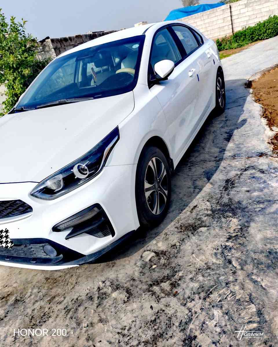 السلام عليكم سيراتو 21 فول مواصفات عده البصمه والفتحة
الاتصال. ***********
