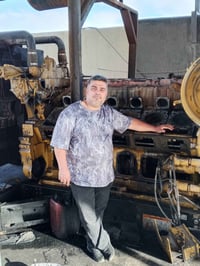 تصليح وتجفيت جميع أنواع المولدات الكهربائية والميكانيكيه في جميع محافظ...