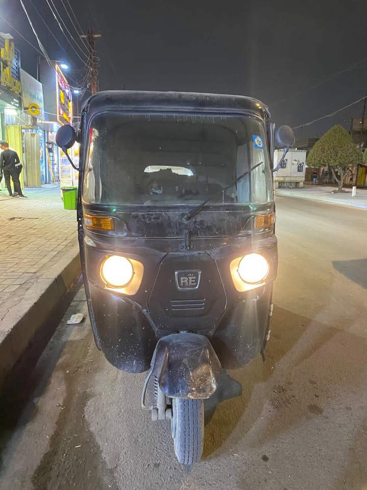 السلام عليكم تكتك 2017 للبيع رقم وسنوية جاهزة لتكتك نضيفه معمرة من ناحية الاخياسات مكاني بغداد مدينة الصدر السعر 4000 ممتواجد ع فيس رقم الهاتف ***********
