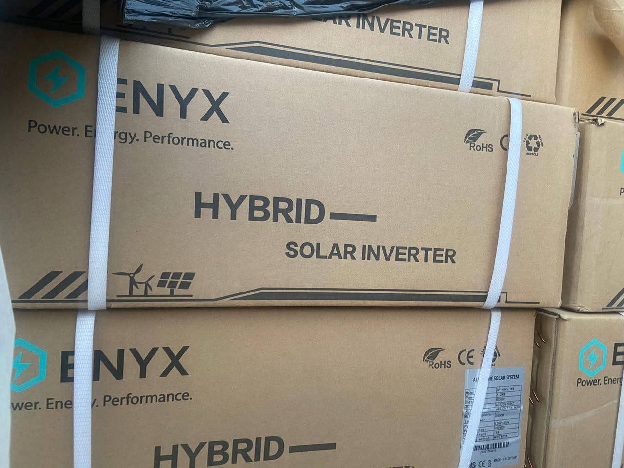 اخر قطعة 11kw انفيرتر ENYX هايبرد IP21 بسعر ٦٠٠ الف فقط فقط
للحجز واتساب *********** مهندس حيدر الربيعي للطاقة الشمسية ويوجد توصيل لكافة انحاء العراق مجانا.
