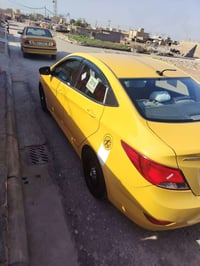 اكسنت البيع مديل 16 سياره اليبر واحد فقط بنيد مدل سياره جديده مصفره هي...