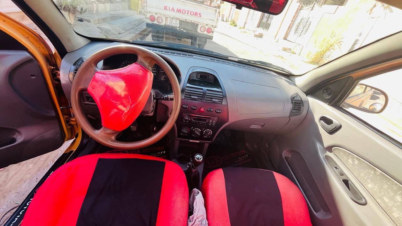 السلام عليكم طيبه للبيع موديل 15 مكفوله من الضربه رقم جديد تبريد تدفئه بلادي ما ملعوب بيهه كهربائيات بلادي ما ملعوب بيهه  سنويه 2031 مصفره هيئه وغرامات مكاني بغداد الحسينيه للاستفسار ***********
