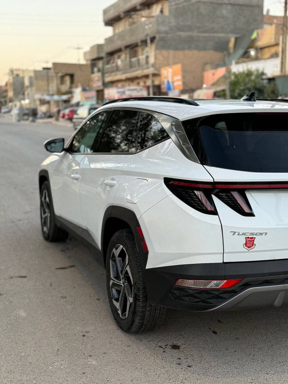 2024
بلكن هايبرد شحن كهرباء +هايبرد +بانزين 3 فئات
ضرر بنيد بارد 
صبغ بلباب الخلفي
رقم بغداد
مكاني ديالى 
***********
