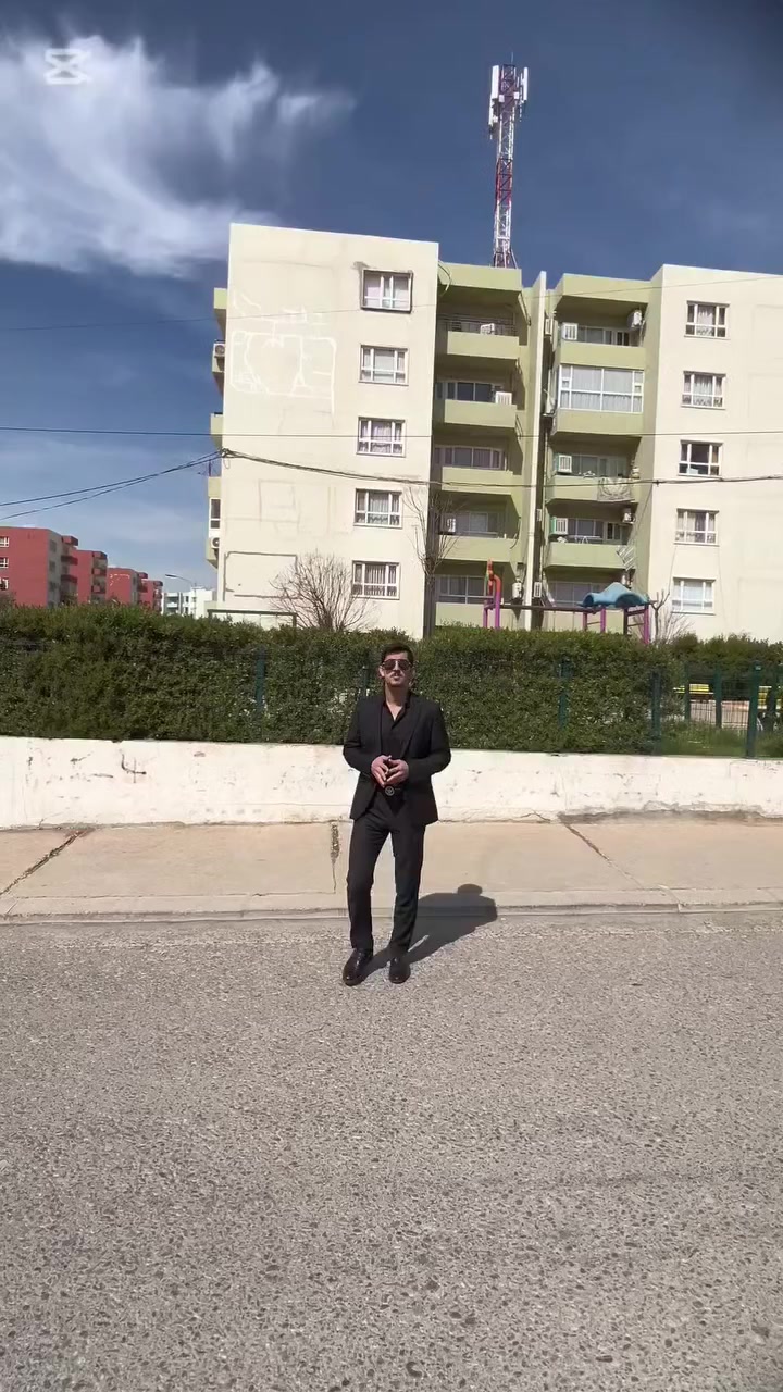 السعر ٤.فاترو بي مجال طابق الثالث مساحه ١٢٨م غرفتين و صاله و بلكونين للفتسار ***********
