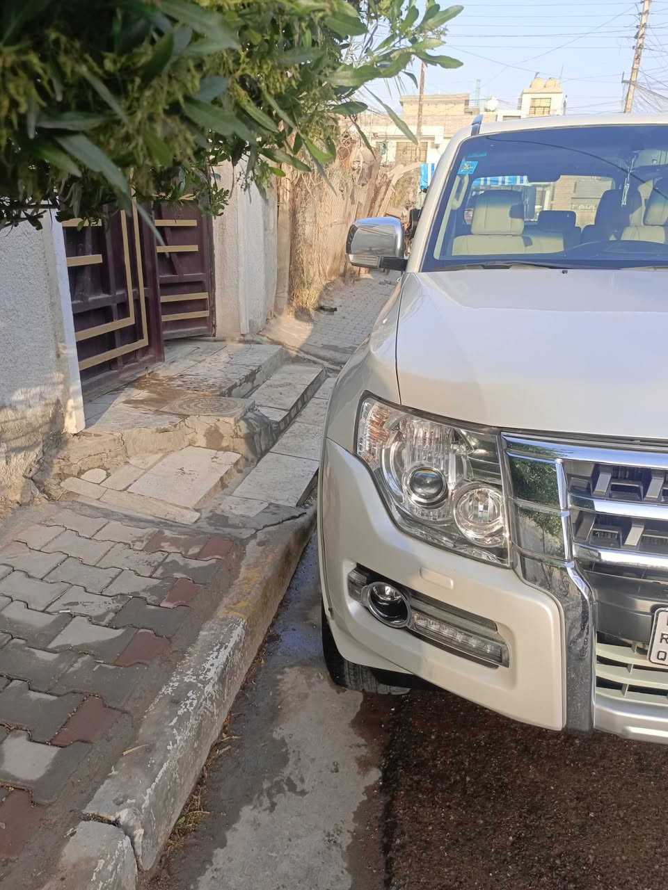 سلام عليكم
باجيرو حبتور 14 فول بغداد بسمي جاهزه مال جني

سياره بيهه جاملغ وبنيد 

 مكاني بغداد الحسنيه مال رجدية سعر140
‏‪***********‬‏
