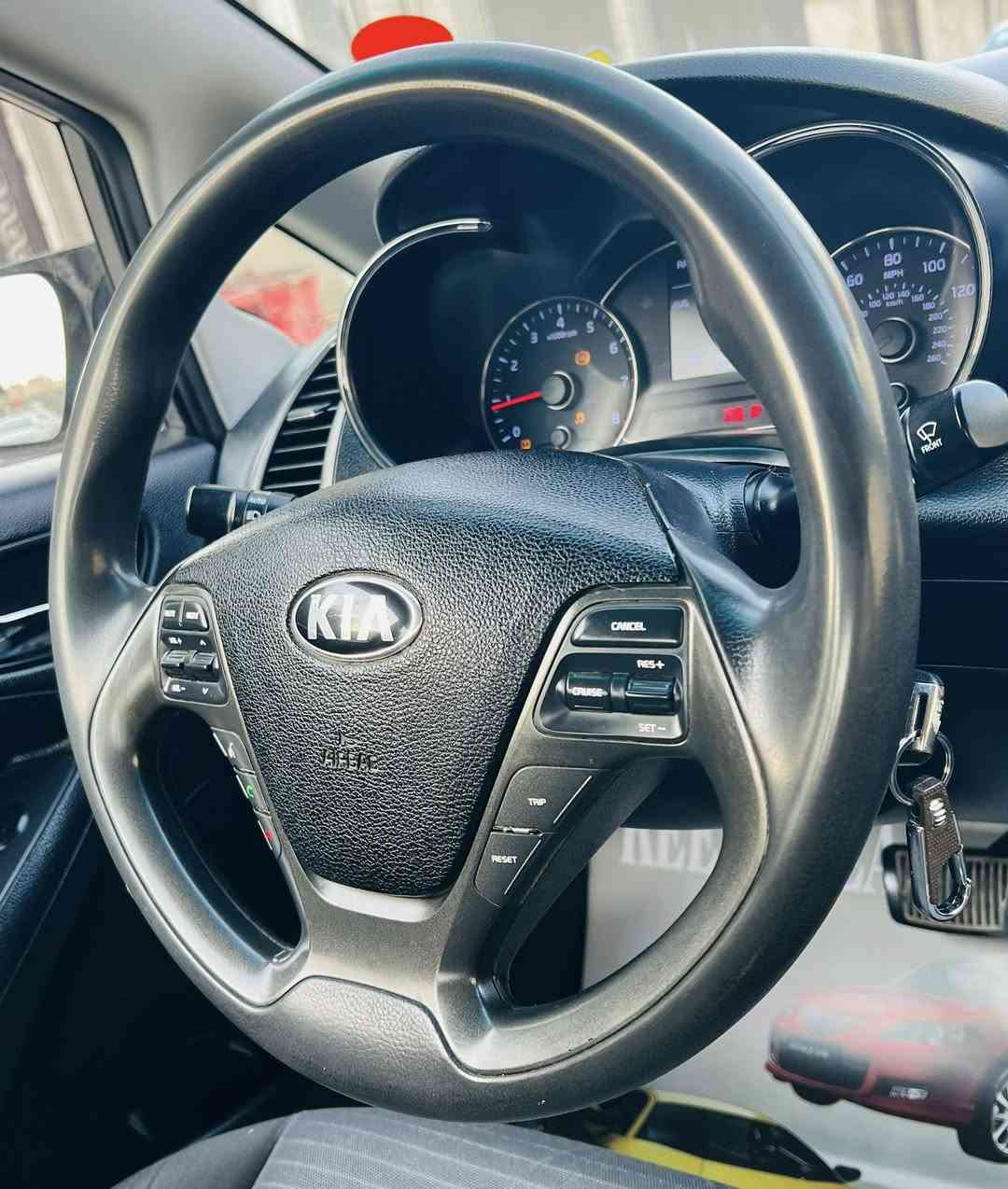 اللهم صل على محمد وال محمد 
السلام عليكم ورحمة الله وبركاته 
كيا فورتي 2016 رقم ذي قار تحويل مشروع وطني سنويه لغايه 2028 ماشيه 90 الف محرك 2000 دووش السياره بيه تبديل الجاملغ الامامي الايمن ورش صبغ بالصفحه اليسرى بدون اي ضرر داخلي بدون ايرباك صور امريكا بمرفقه بالمنشور جاهزه السياره من كلشي مكينه وكير شرط الفحص حداديه ١٠٠/١٠٠ تبريد ثلج تدفئه تخم تاير جديد السياره بيه تراي وقياده تخبل مواصفات شاشه ايباد كامره دواره ثلاث انضمه للقياده لد امامي إشاره بلمرايه لاقط كروز سرعه تحكم بالستيرن ويل كب مكان السياره الناصرية السعر 97 للاستفسار ***********
