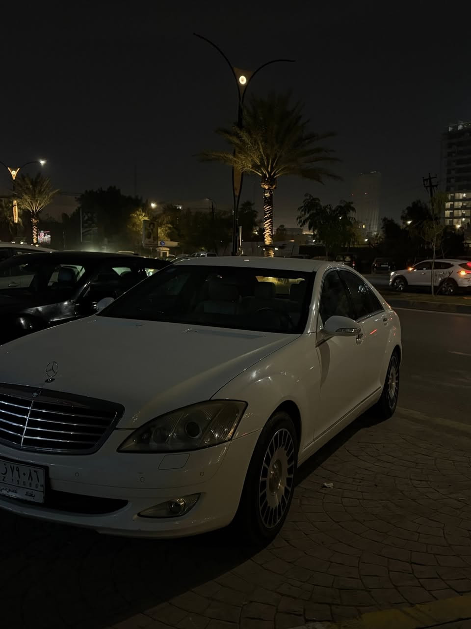 سلام عليكم مرسيدس اس 350/2007 سيارة نضيفة او نصبة ماشية 170كيلو  عليه ويل مايباخ  رقم بغداد اصولي ال سيارة بيه رصعات بسيطة بل جاملغات الخلفية 
بغداد 
 السعر مناسب اتصال  بيك خير او تددلل  
***********
