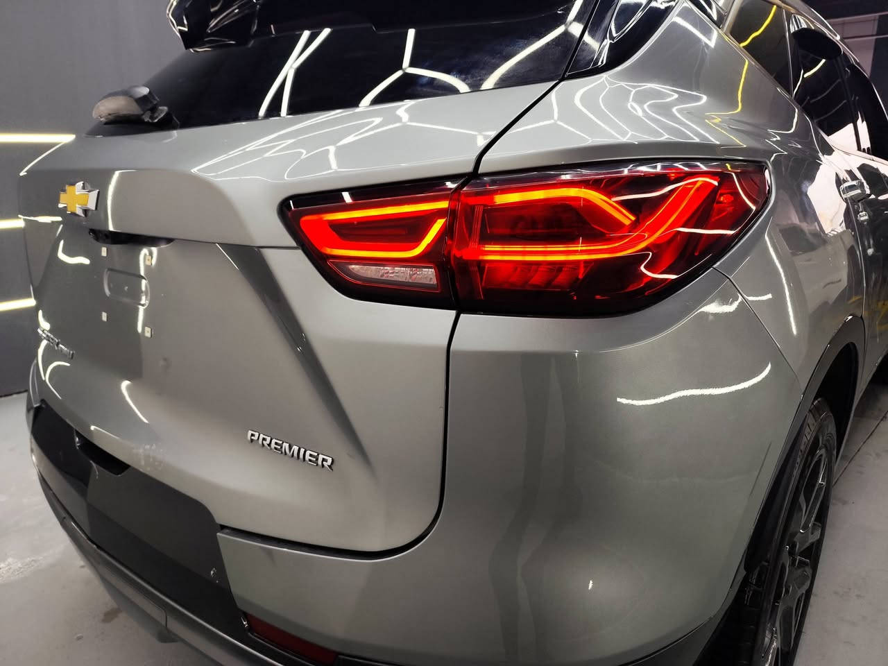 2023 شوفرليت بلايزر بريمر 6سلندر
مواصفات فول أعلى فئه 1/1 ..بانوراما ...كاميرا 360 ..فورويل..كشنات تبريد و تدفئة
بدون رقم كاتي تترقم شمالي فقط..مكان بسليماني
...قطعتين صبغ جاملخ امامي و جاملخ خلفي طرف سائق 
بدون شاصي بدون لغود..
سعر 200💰 ورقه
📞***********☎️
