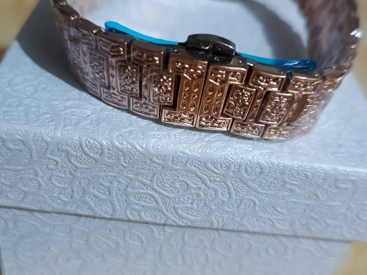 تحطيم الاسعار 🔥🔥🔥🔥🔥 اتوفرت من جديد والكميه محدوده باتك فليب بجميع الالوان مزخرف 🔥🔥🔥🔥

 وزن 95g ✅

قطر 39 ✅

زجاج زفير ضد الخدش ✅ 

عداد شهري ✅ 

قفل فراشه ✅ 

مختمه patek philippe و Swiss made ✅

واذا عندك اي استفسار راسلنا 🛑

السعر 25الف فقط وتوصيل مجاني 🔥🔥

العروض 🛑🛑🛑🔥🔥🔥

اذا اخذت ساعتين من الموجودات على صفحتنا تاخذ محفظه جلد او قلم حديد ثقيل 🔥🛑🛑🛑 

اذا اخذت ثلاثة قطع من اي ساعه نشتريها تاخذ محفظه جلد من اختيارك وايضا عطر رجالي او نسائي من اختيارك عرض لفتره محدوده 🔥🔥🔥🔥🛑🛑

متوفر توصيل مجاني لجميع محافظات العراق✅🚚


**إذا كنت صاحب هذا الإعلان وتريد حذفه لأي سبب، رجاءا أرسل رسالة إلى الدعم الفني**