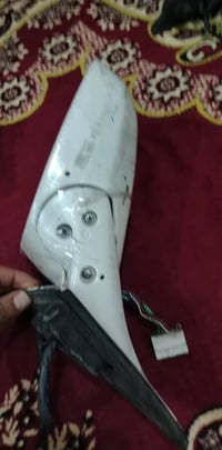مراية يمين • كهرباء اصليه • تويوتا ٩٢