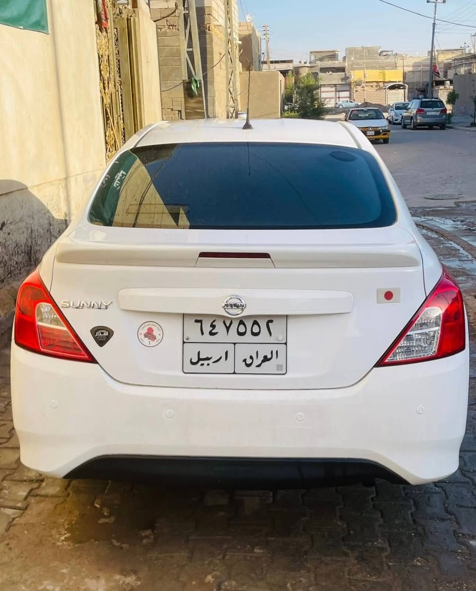 السلام عليكم نيسان سني لبيع  كفالة علمة من كلشي السيارة هندي موديل 2021 ماشية 71وجديدة ما بيهة اي نقص مكاني
سعر 98 مستعجل عليها عندي مريض
تواصل ***********
