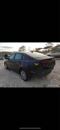 سيارة كيا فورتي للبيع وارد أمريكي موديل 2020 لون أسود رقمها أربيل لوحة...