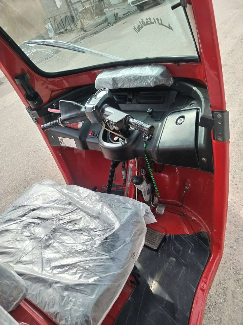 سلام عليكم تك تك TVS لبيع موديل 2018 شهر العاشر كفاله عامه كشر ومكينه لا ضربه ولا صبغ مابيه نقص بزغي كبل تك تك جديده لشارع السعر 3700 وبيه مجال مكاني بغداد العبيدي الشراي يخابر ***********
