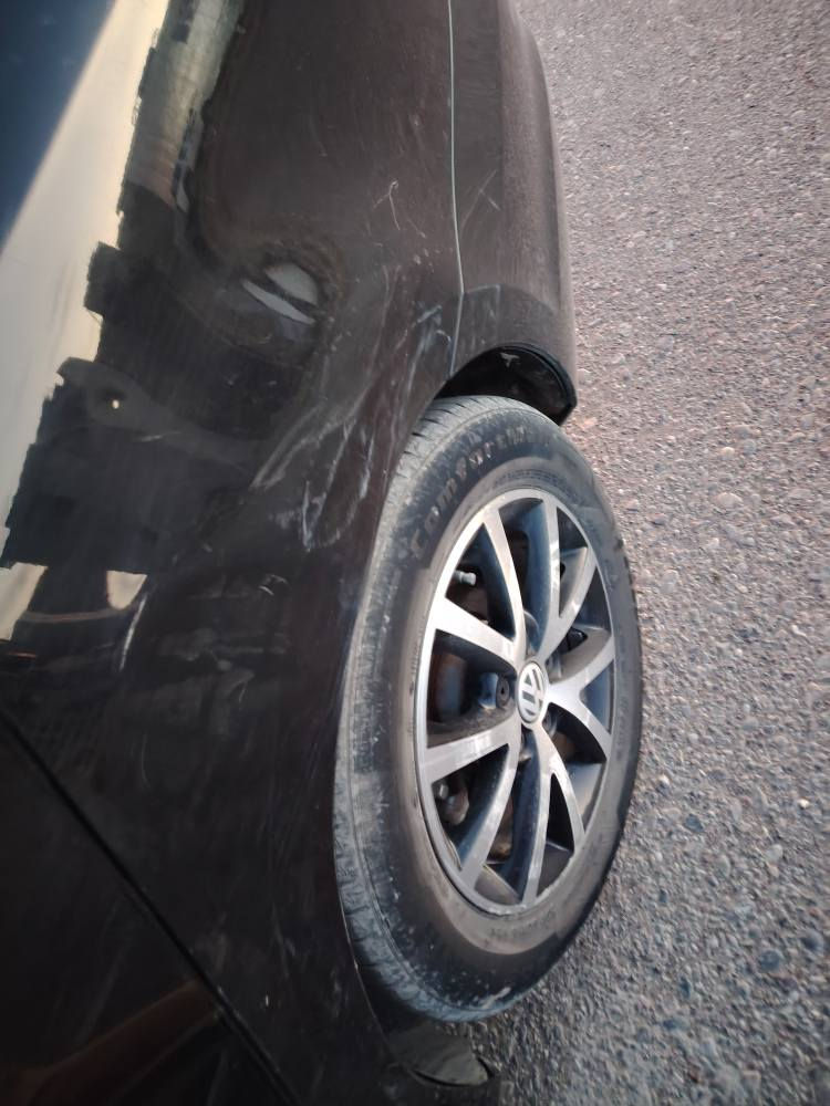 سەلام علیکم جیتە 2017 SEL فوول مواسەفات کوشن جلد و سلاید و کوشن گەرم سەیارەکە تازە سێرڤس کراوە ‌سەیارەکە یەک پارجەی سبووغە بێ داخلی سەنەوی نوێیە و تەقە و ڕەقەی بەشەرت بەناوکردن و غەرامە بەشەرت
تەفاسیلم کامل نوسیە و ڕسمی شم دانایە مشتەری نی تێل مەکە چاوەکەم 
نرخ . 120
ژ.م *********** أربيل, العراق
