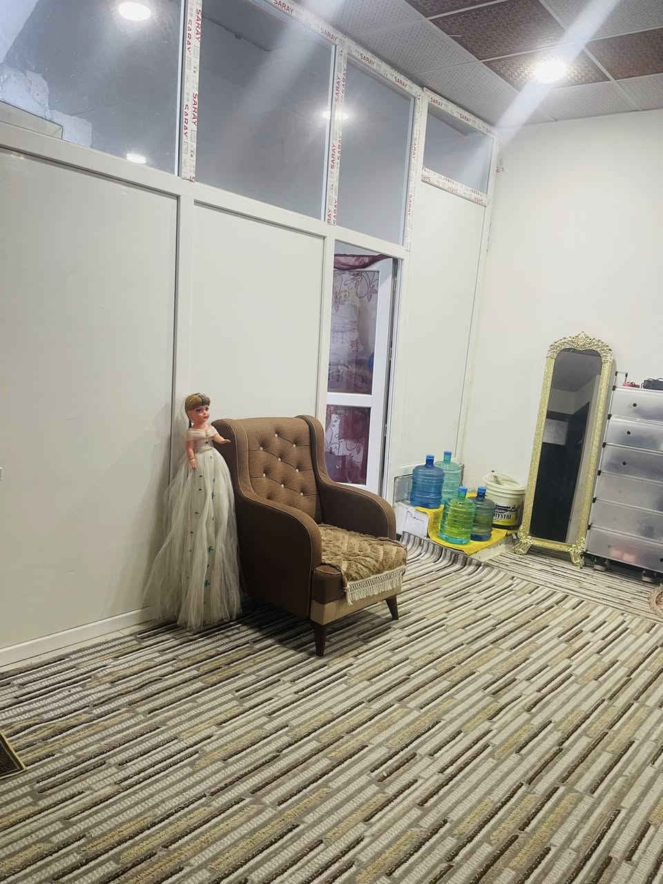 بيت للبيع المساحه ٣٠٠م منطقه الشيب على الحولي ركن البيت بي قصاصه بلديه بناء حديث يحتوي على غرفتين نوم وصاله ومطبخ وصحيات موقع البيت ممتاز وبسعر مناسب ان شاءالله 
مكتبعقارات بلدروز بن عريبي
ابو سدن
***********
***********
عنوان المكتب
بلدروز حي العصري تقاطع التربيه القديمه شارع حاتم القاضي
@الجميع
