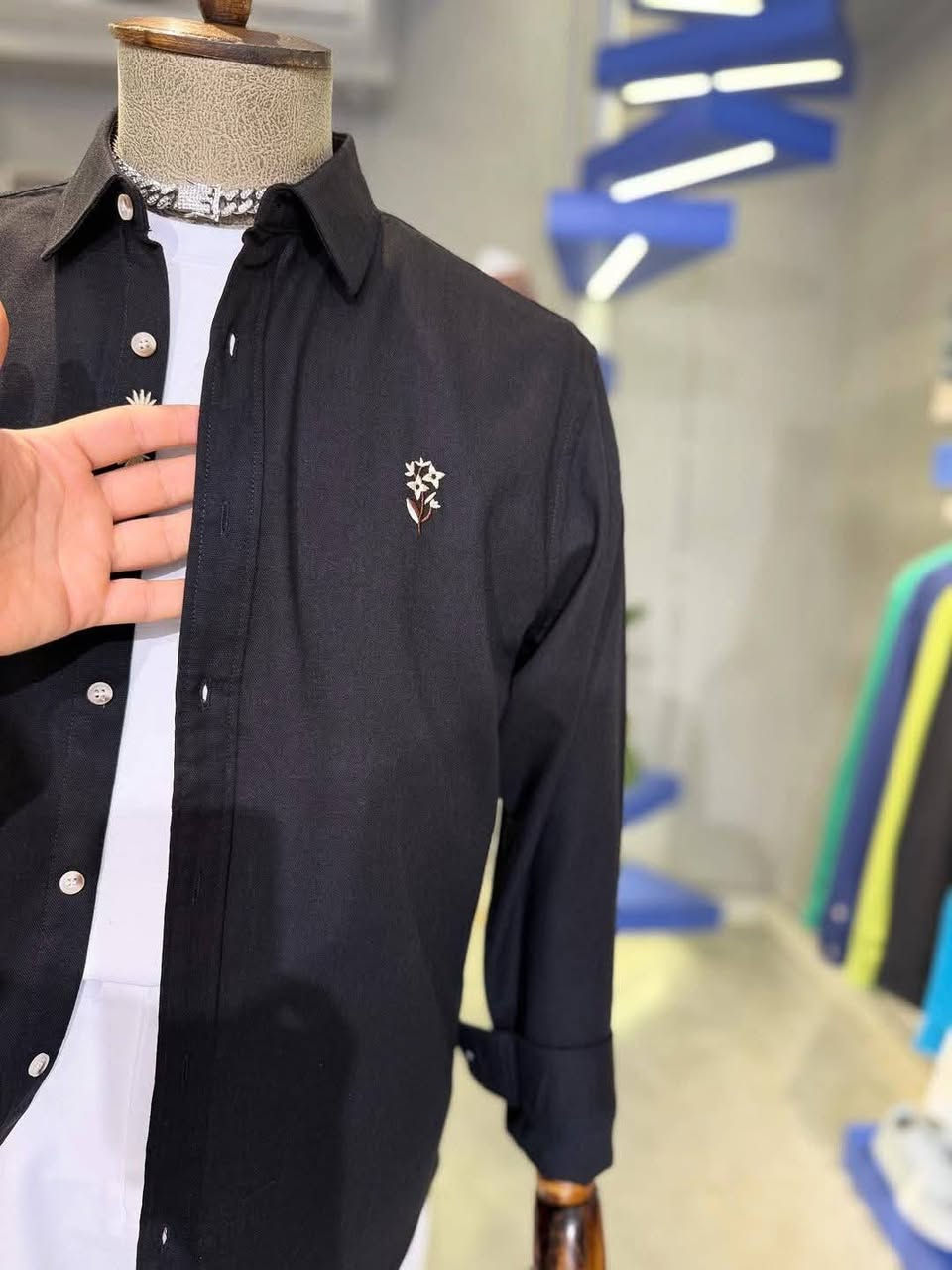 جديد ازياء احمد الغانمي عن وصول وجبه جديده العنوان السوق الكبير مقابيل شارع كاظم عويص. قطعه معلكه مكتوب عليها ازياء احمد الغانمي


**إذا كنت صاحب هذا الإعلان وتريد حذفه لأي سبب، رجاءا أرسل رسالة إلى الدعم الفني**